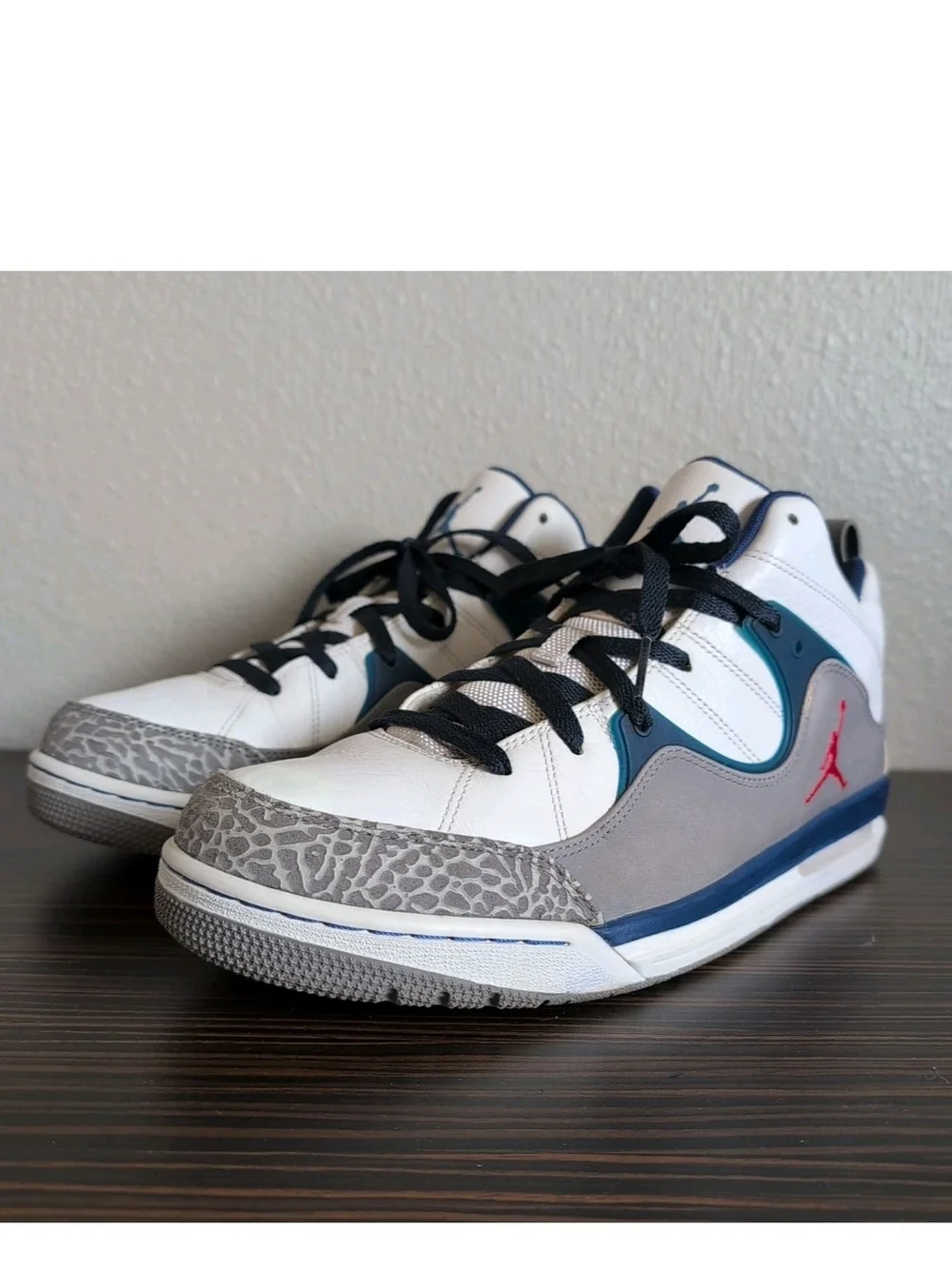 Jordan colors mid